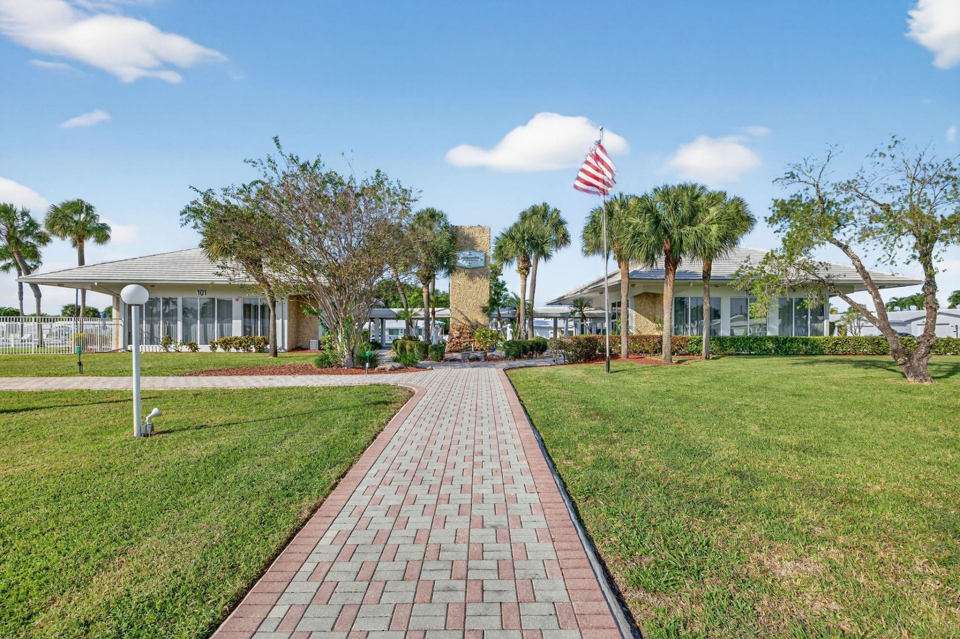 2550 E Golf Boulevard, Pompano Beach, FL 33064 Photo