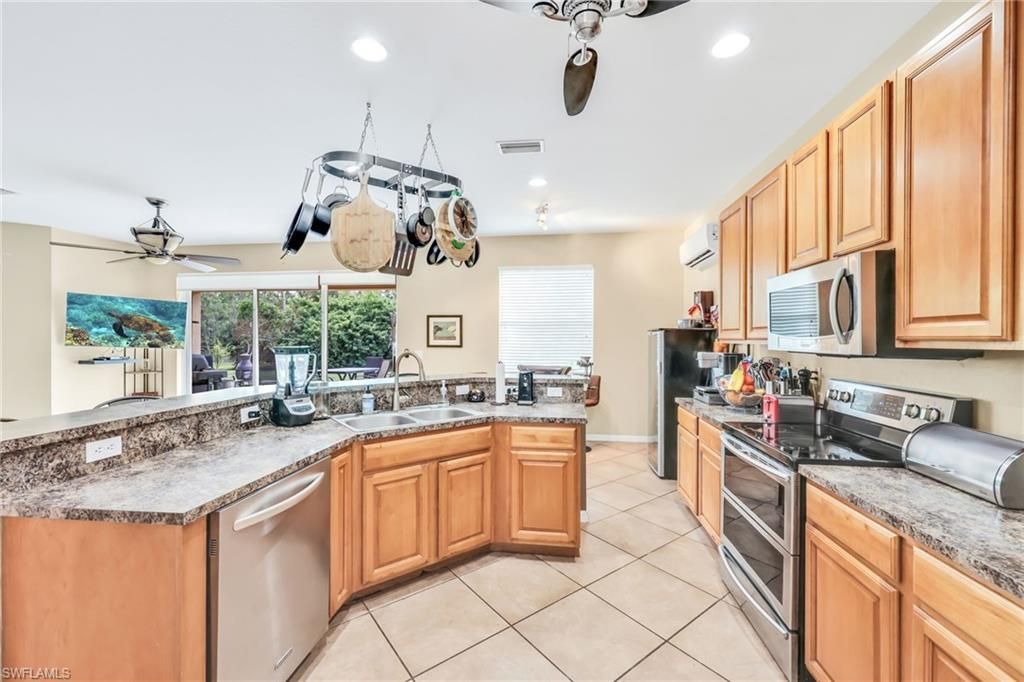 14067 Danpark Loop, Fort Myers, FL 33912 Photo