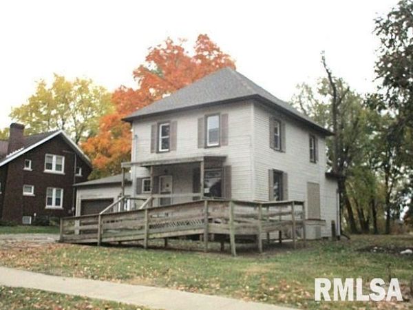 419 E WALNUT Street, Washburn, IL 61570