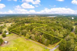 140 Gallashaw Road photo 4