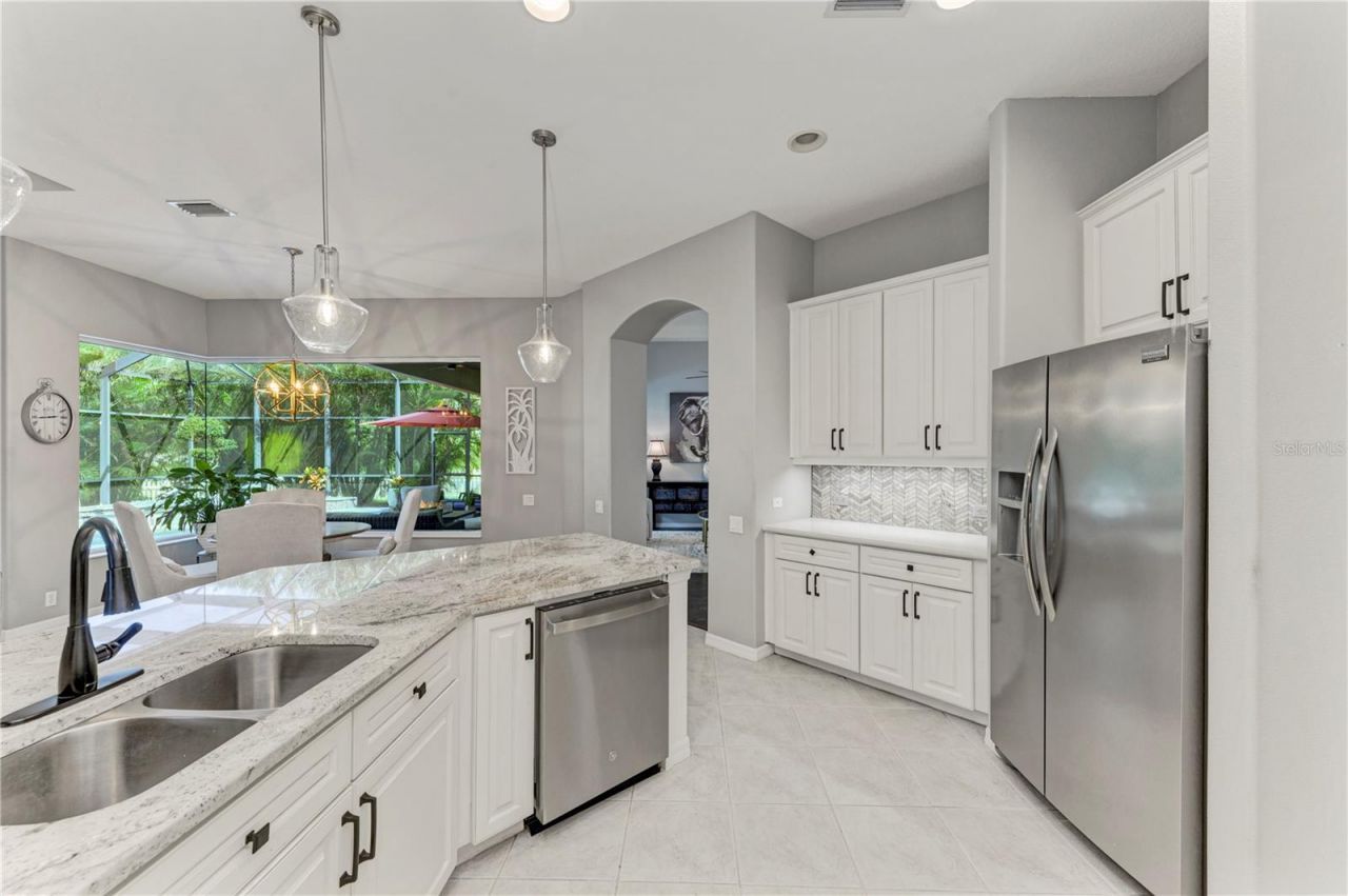 12827 Penguin Drive, Bradenton, FL 34212 Photo