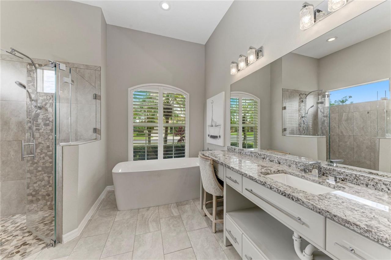 12827 Penguin Drive, Bradenton, FL 34212 Photo