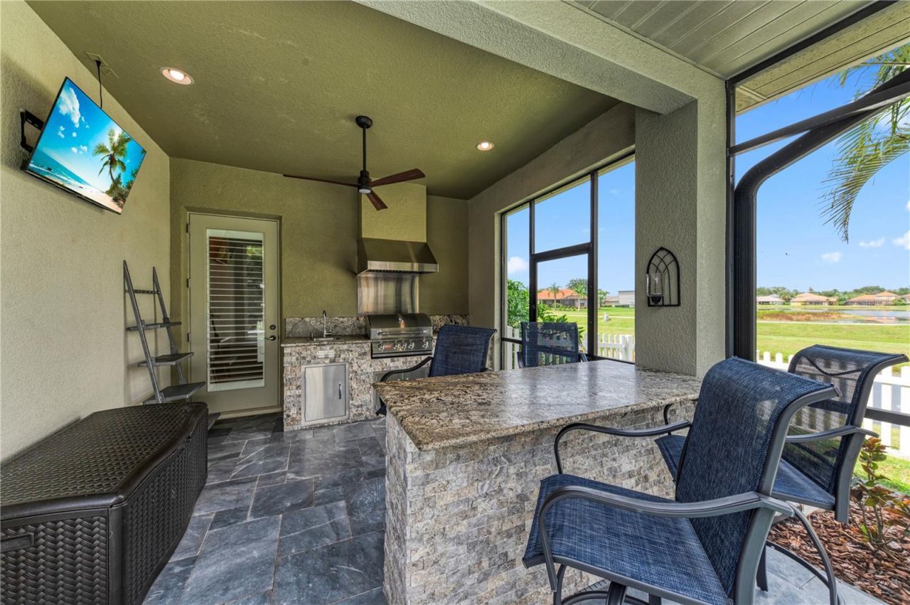 12827 Penguin Drive, Bradenton, FL 34212 Photo