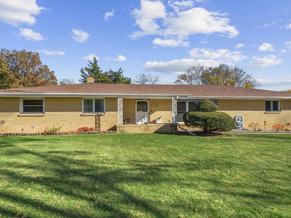 5588 35th Street, ROCKFORD, IL 61109