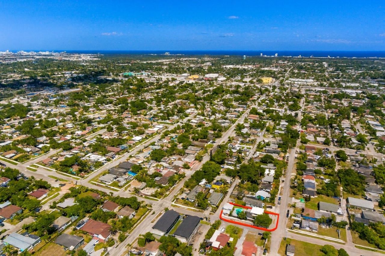 2447 Roosevelt Street, Hollywood, FL 33020 Photo