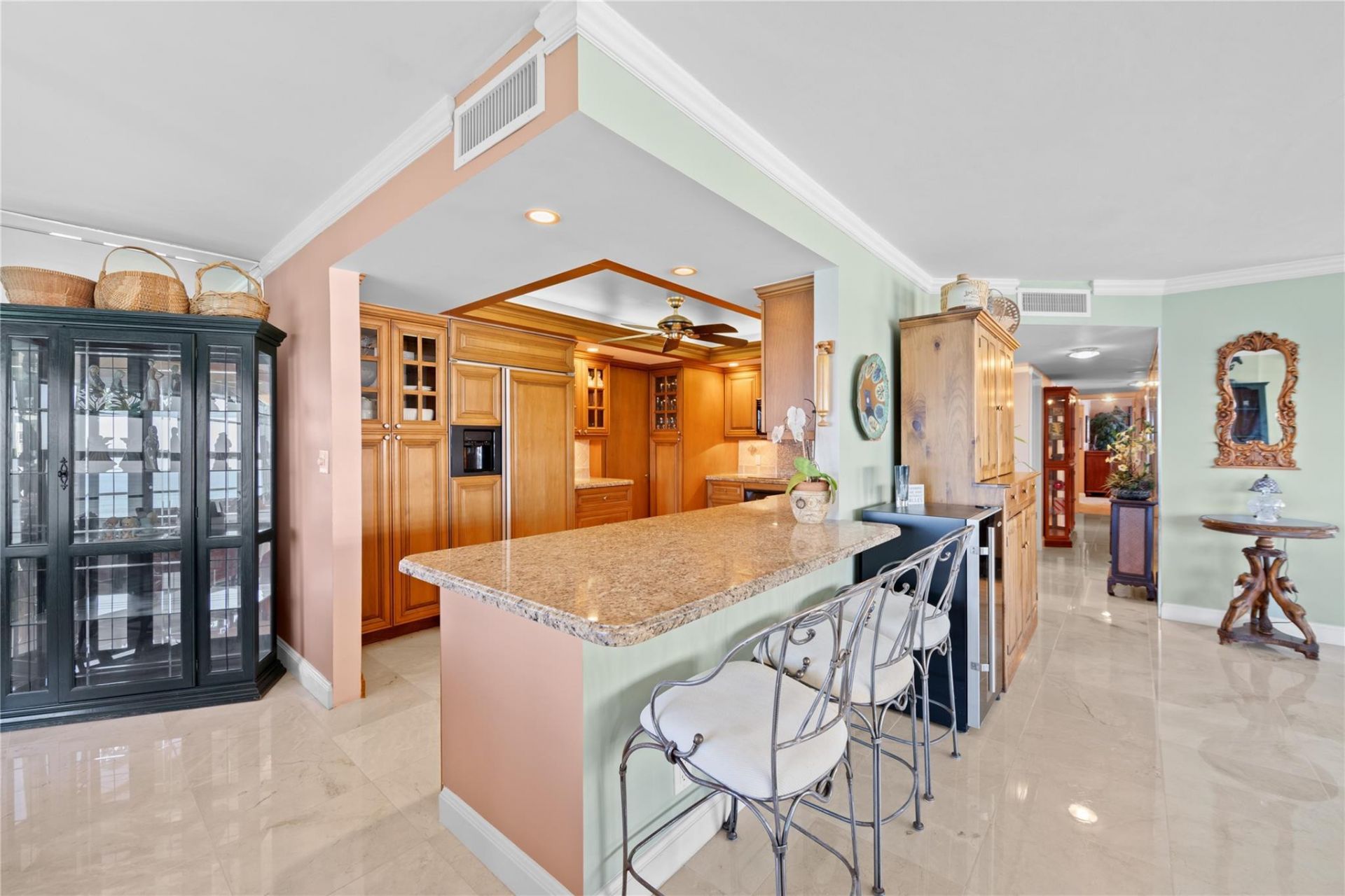 3900 Galt Ocean Drive, Unit 1017, Fort Lauderdale, FL 33308 Photo