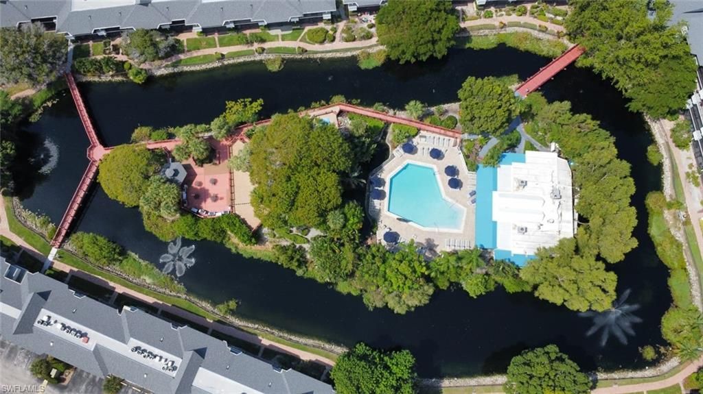 600 Neapolitan Way, Unit 105, Naples, FL 34103 Photo