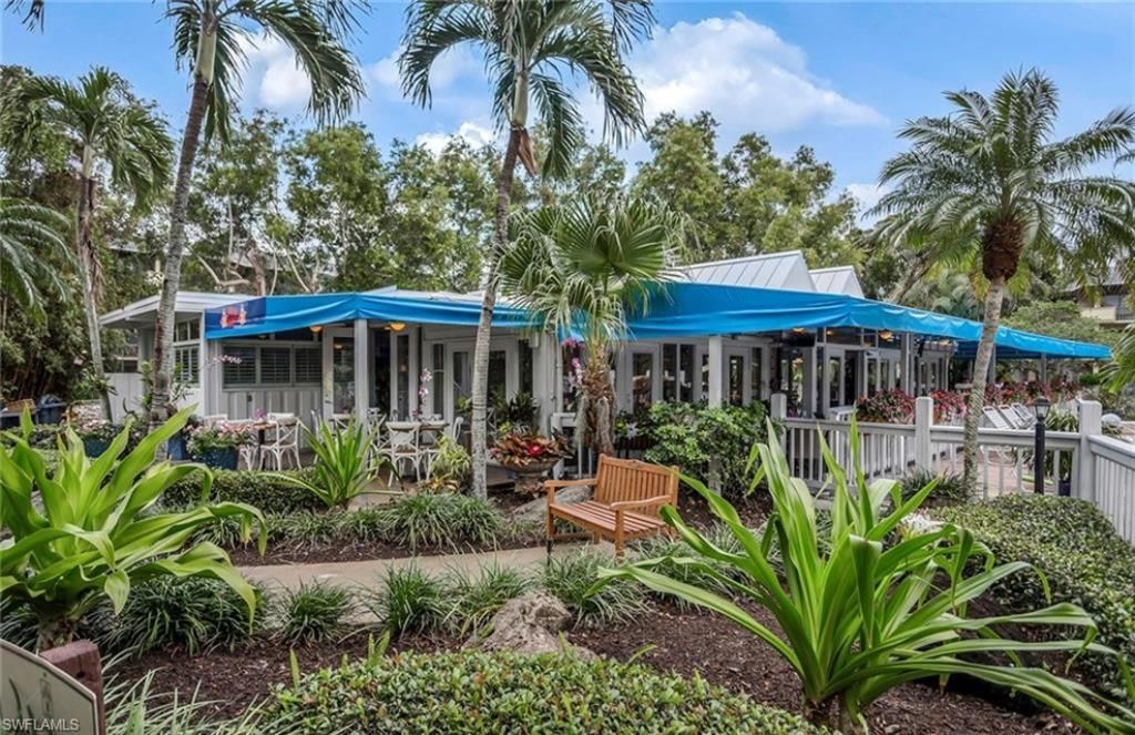 600 Neapolitan Way, Unit 105, Naples, FL 34103 Photo