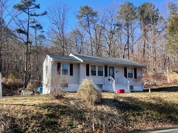 4737 Yellow Mountain RD, Roanoke, VA 24014