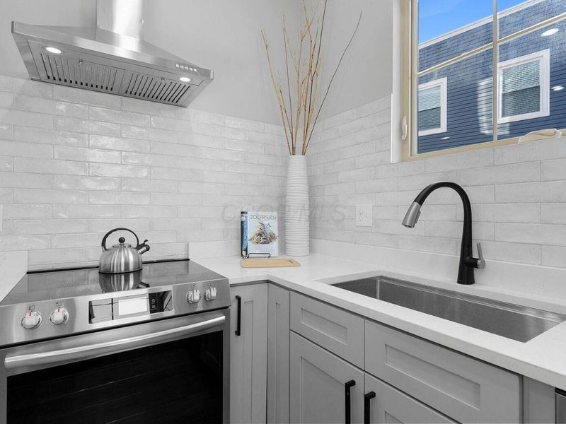 1012 E Long Street, Unit B, Columbus, OH 43203 Photo 11