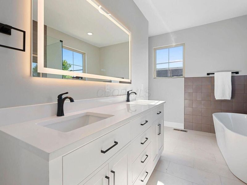 1012 E Long Street, Unit B, Columbus, OH 43203 Photo 15