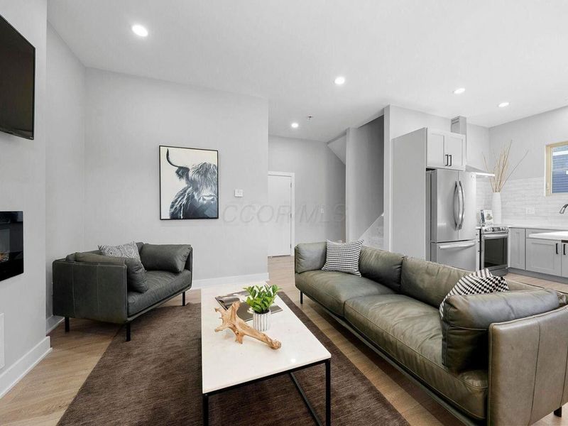 1012 E Long Street, Unit B, Columbus, OH 43203 Photo 6