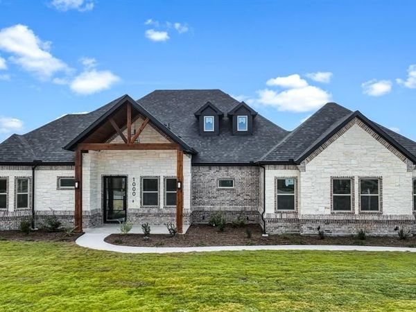 1000 Elevation Trail, Weatherford, TX 76087