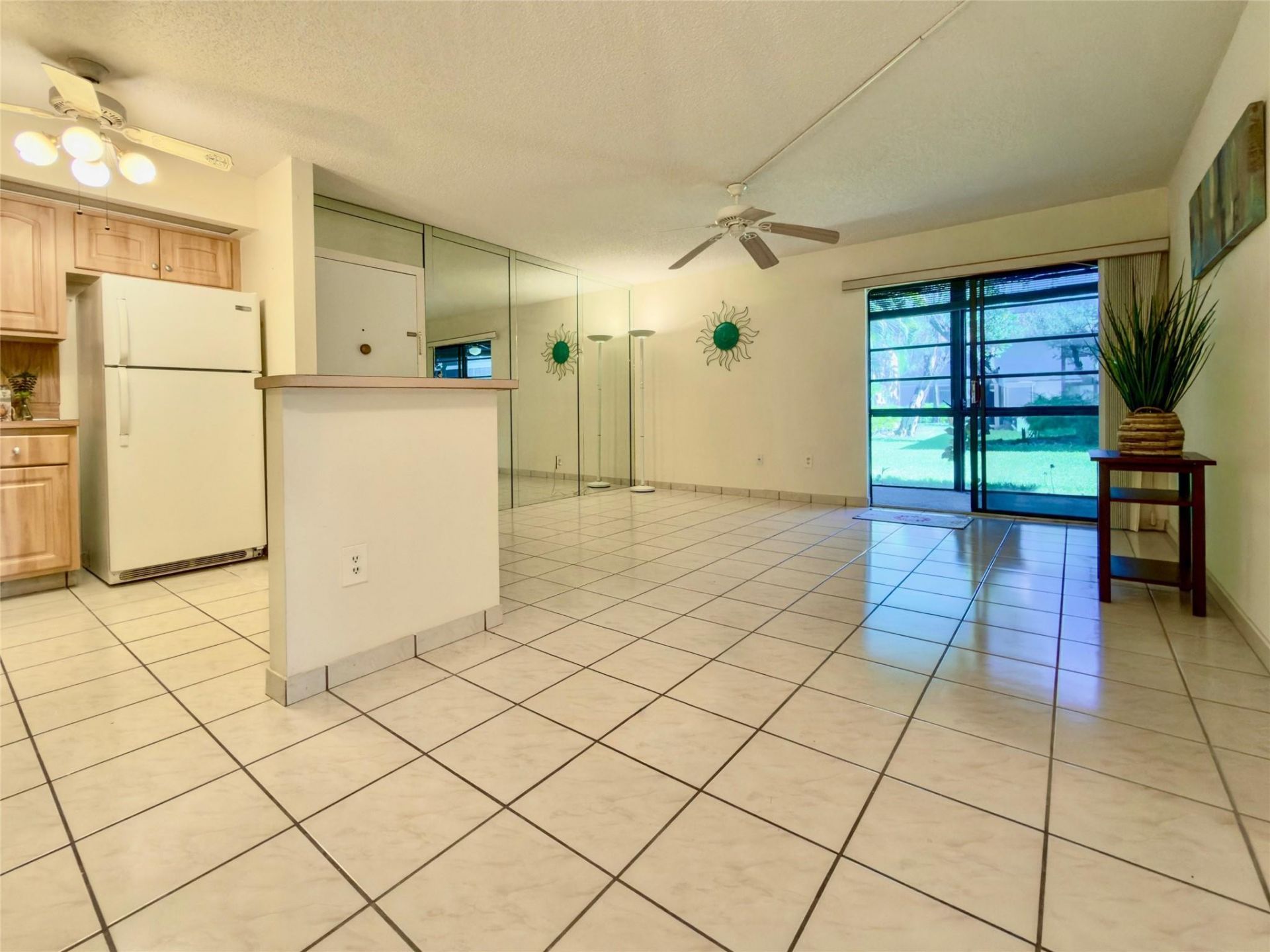 9988 N Belfort Circle, Unit 111, Tamarac, FL 33321 Photo