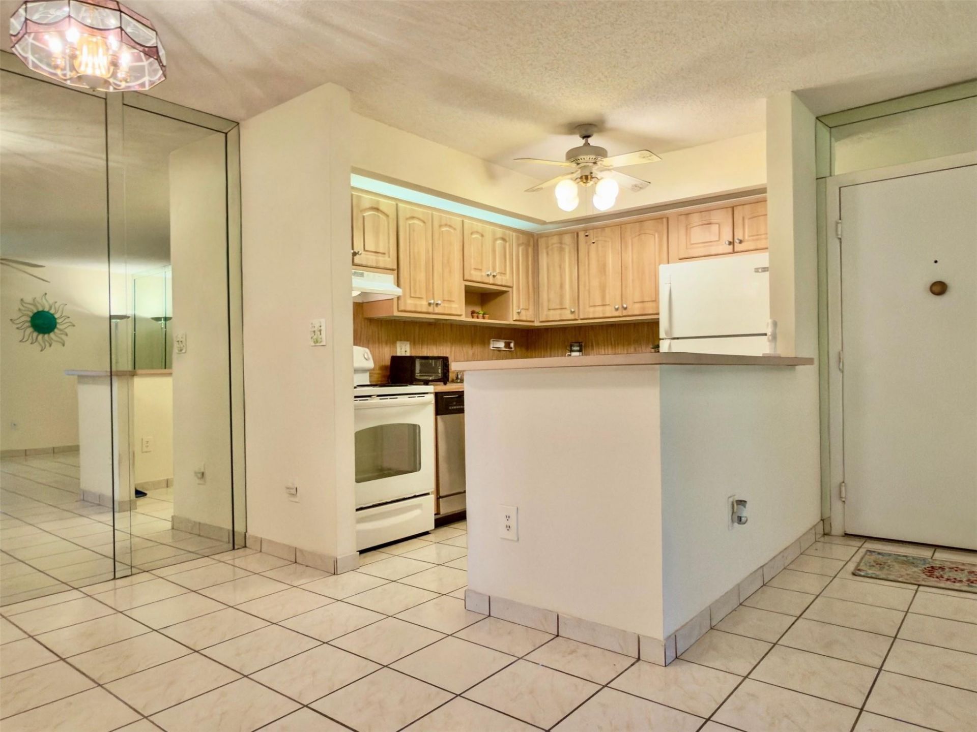 9988 N Belfort Circle, Unit 111, Tamarac, FL 33321 Photo