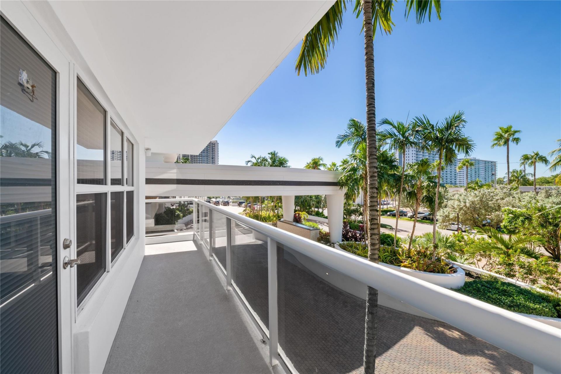 3500 Galt Ocean Drive, Unit 109, Fort Lauderdale, FL 33308 Photo