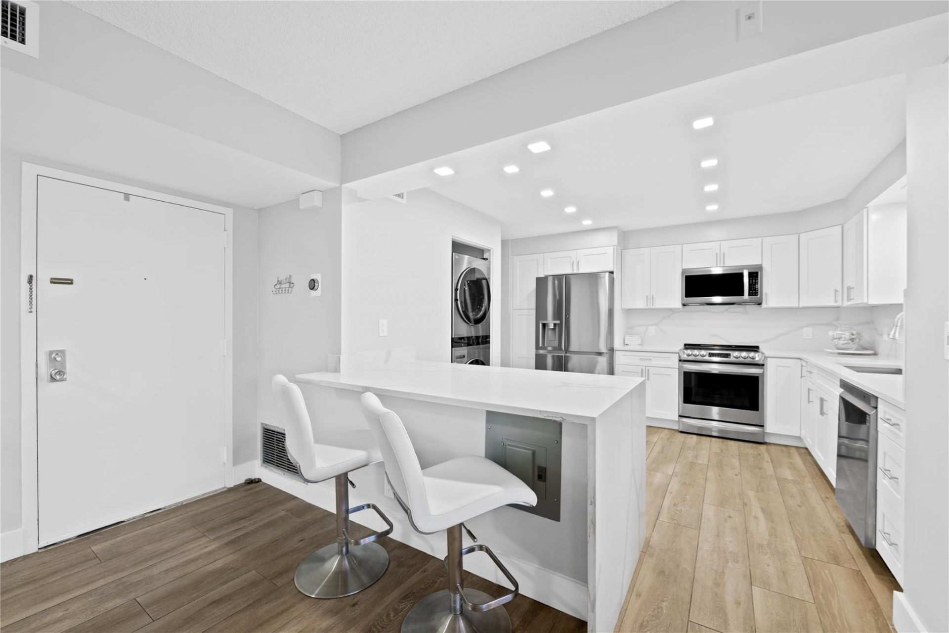 3500 Galt Ocean Drive, Unit 109, Fort Lauderdale, FL 33308 Photo