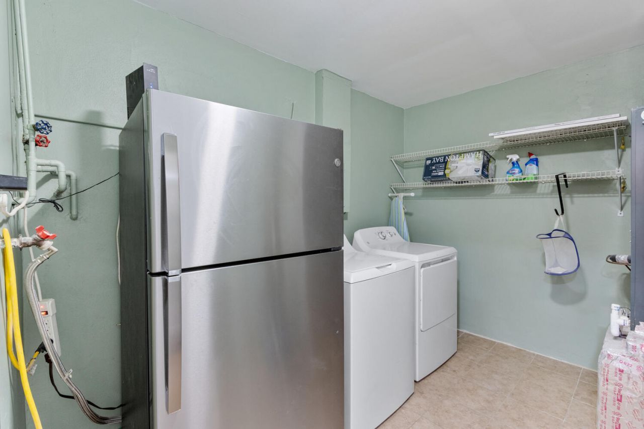 3329 El Vedado Court E, West Palm Beach, FL 33405 Photo