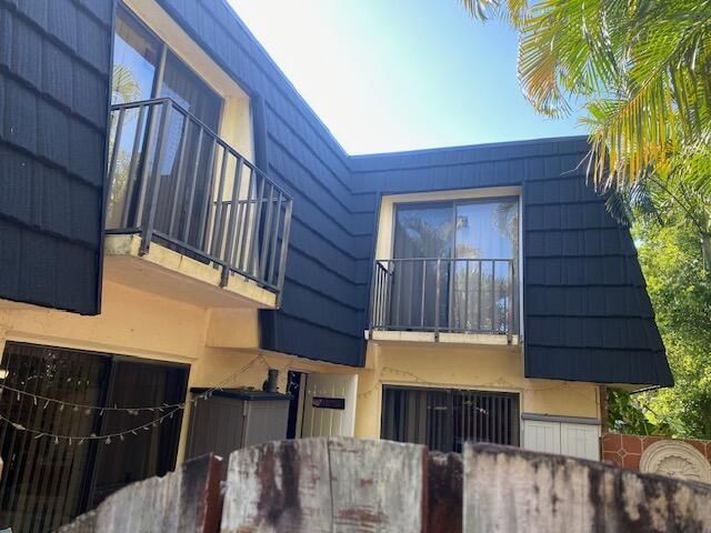 127 Woodland Road, Palm Springs, FL 33461 Main Photo