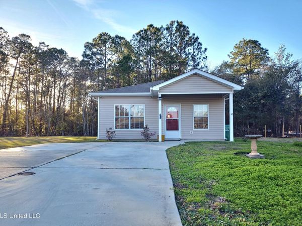 2219 Hudson Street, Waveland, MS 39576