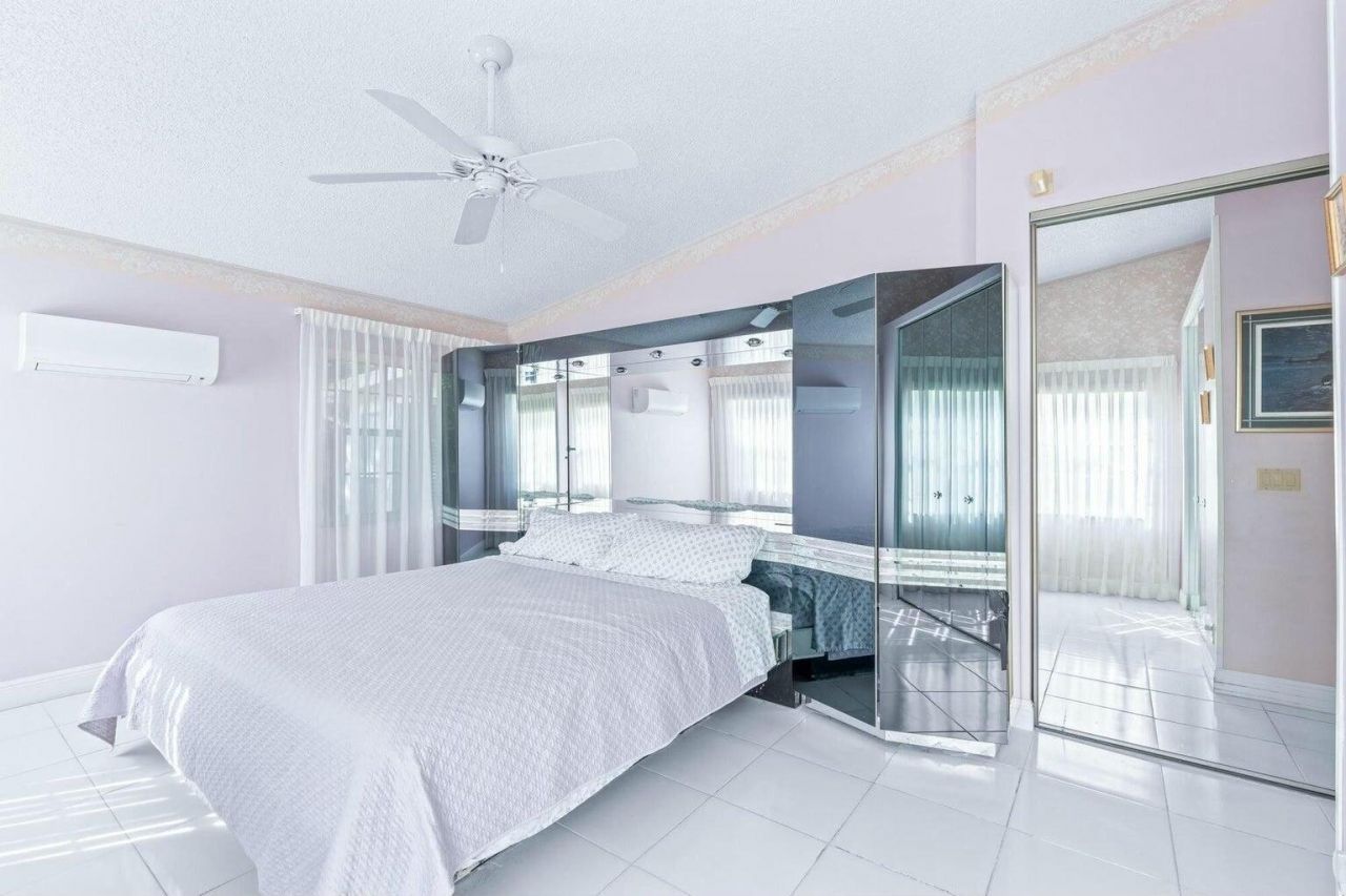 8261 Lake Cypress Road, Lake Worth, FL 33467 Photo