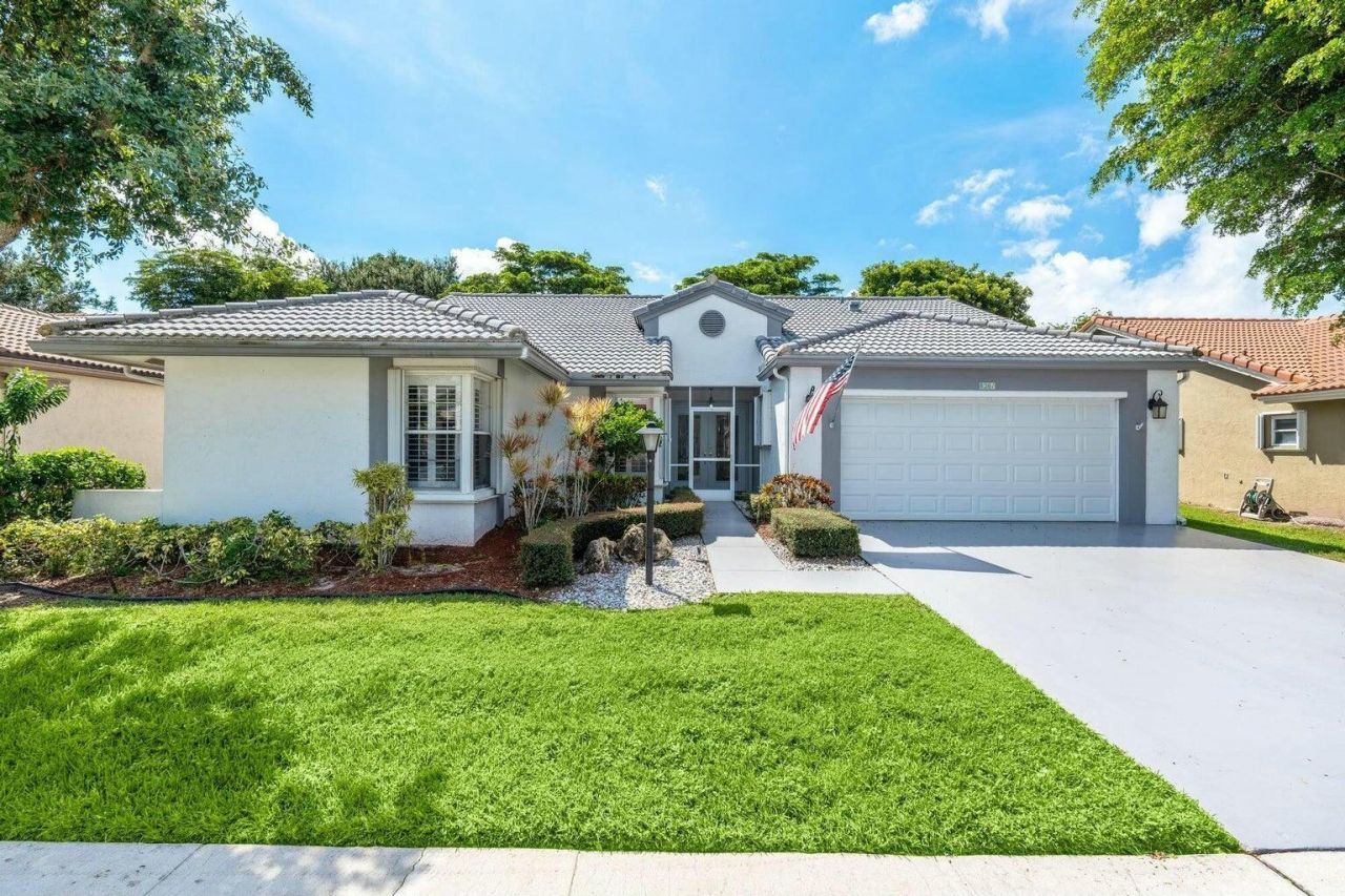 8261 Lake Cypress Road, Lake Worth, FL 33467 Photo