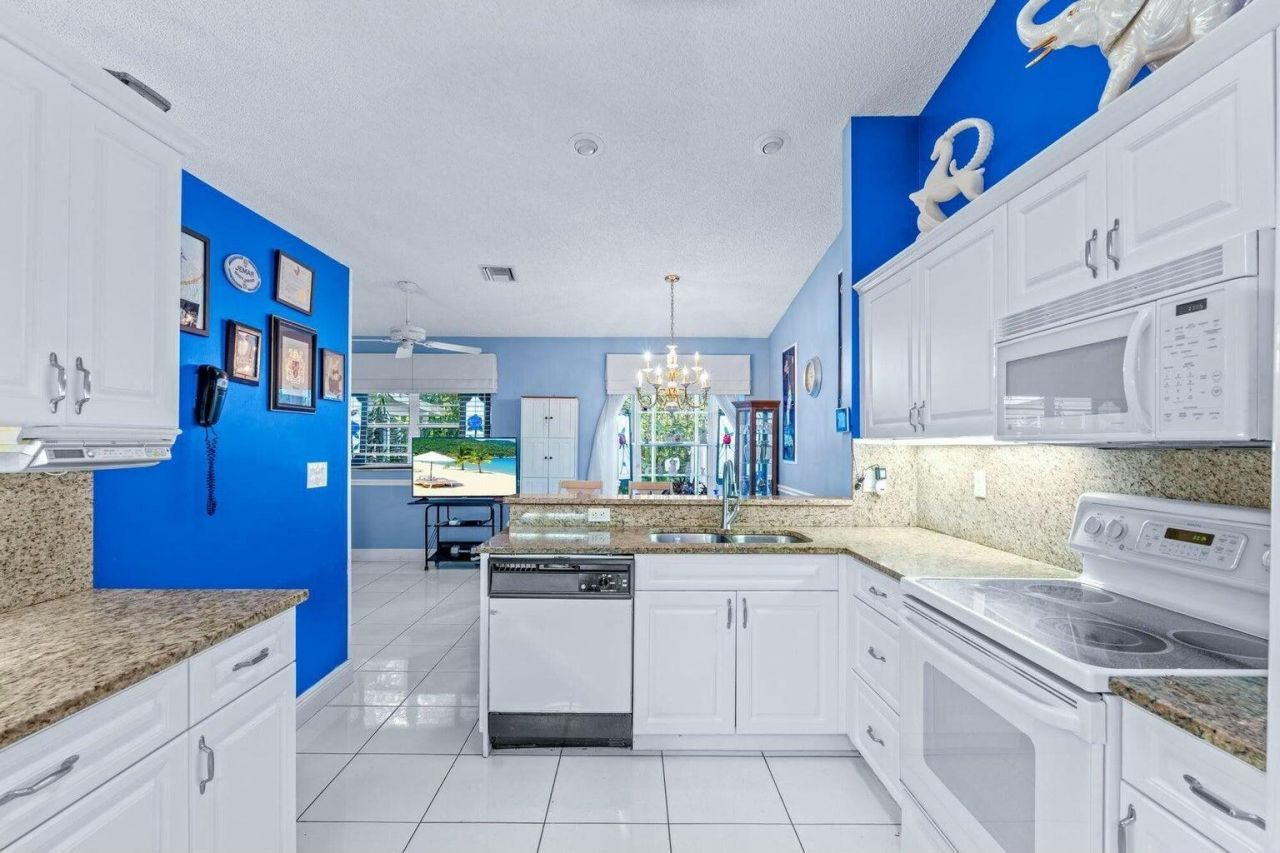 8261 Lake Cypress Road, Lake Worth, FL 33467 Photo