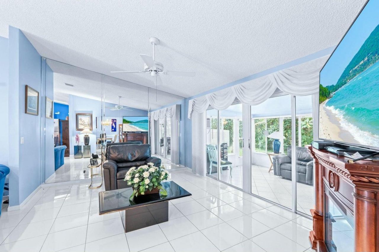 8261 Lake Cypress Road, Lake Worth, FL 33467 Photo