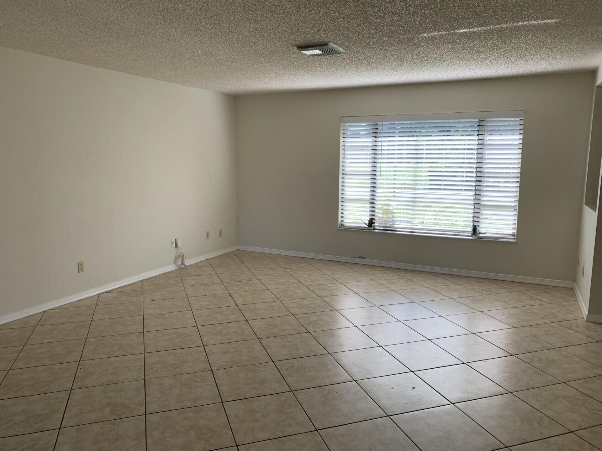 201 SE Walters Terrace, Port Saint Lucie, FL 34983 Photo