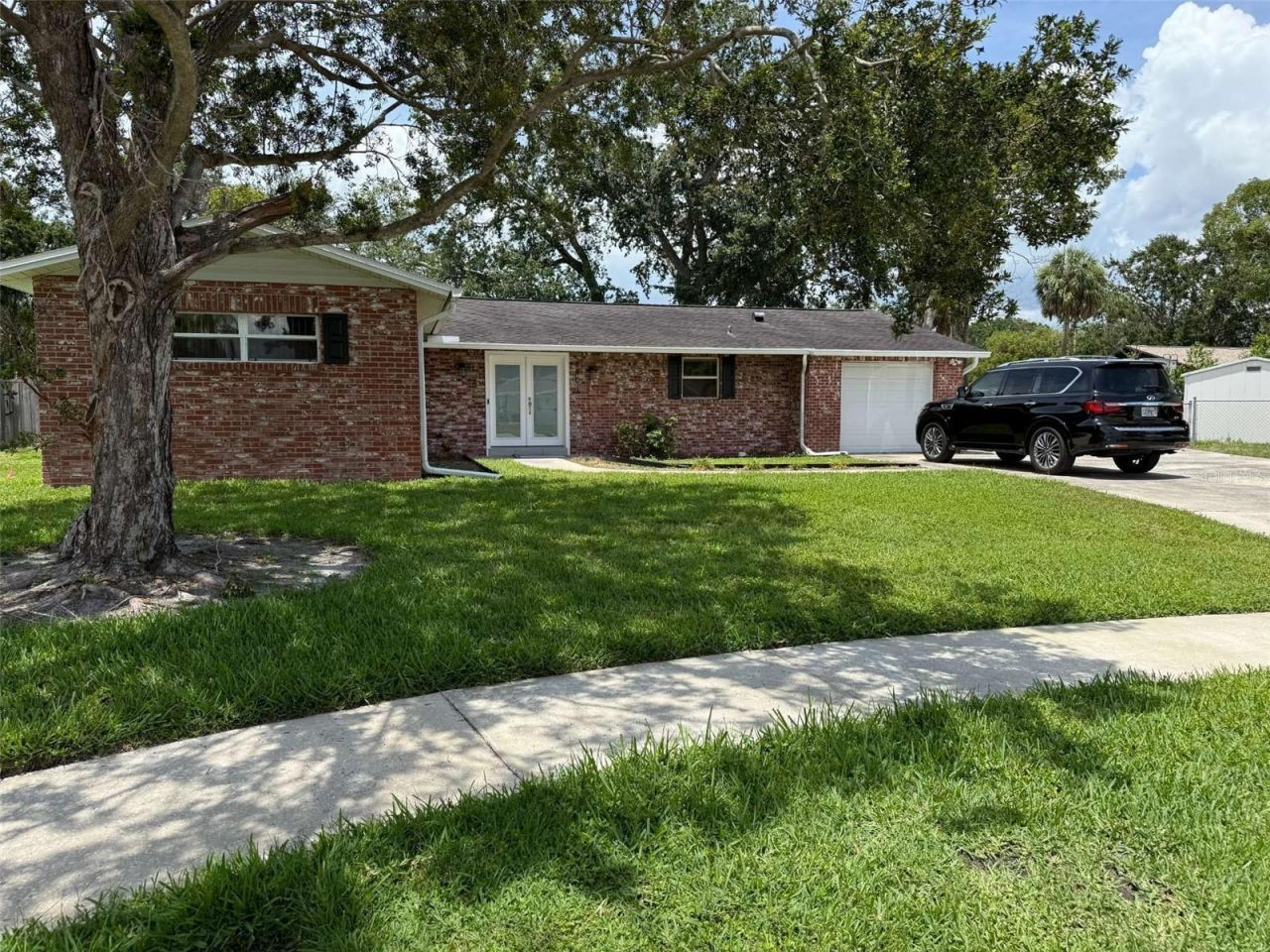 8401 Blackstone Court, Tampa, FL 33615 Photo