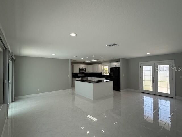 8401 Blackstone Court, Tampa, FL 33615 Photo
