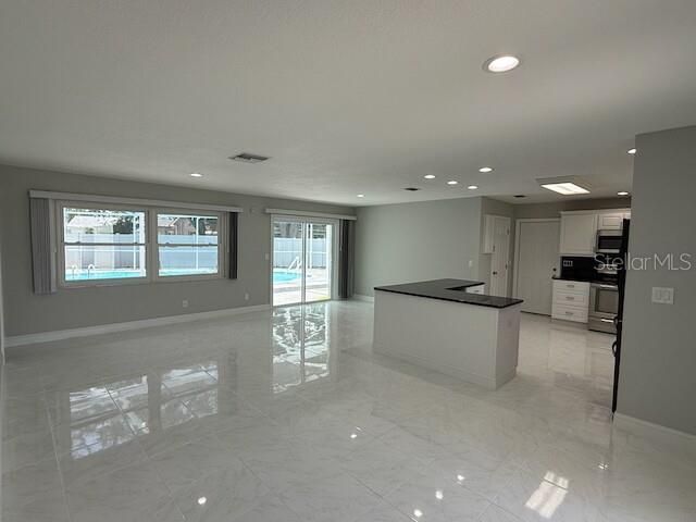 8401 Blackstone Court, Tampa, FL 33615 Photo