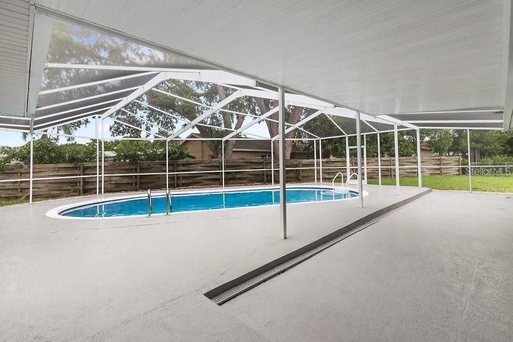 8401 Blackstone Court, Tampa, FL 33615 Photo