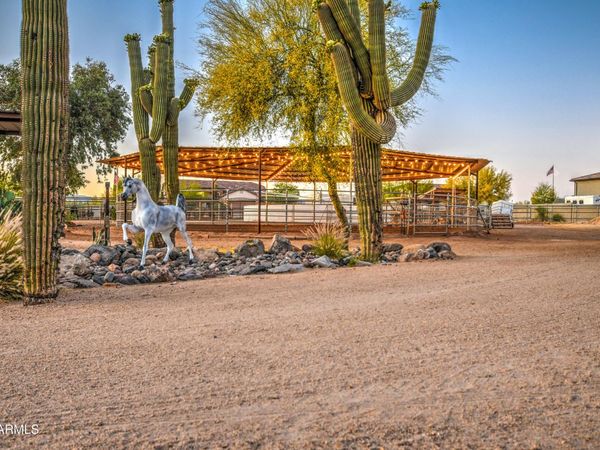 28437 N 58TH Street, Cave Creek, AZ 85331