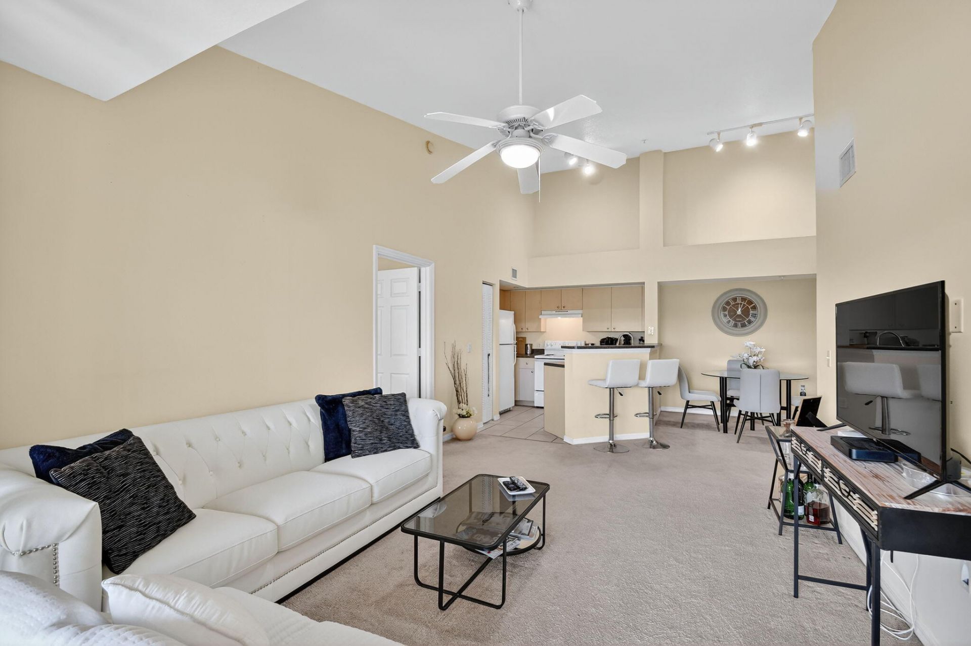 4180 San Marino Boulevard, Unit 304, West Palm Beach, FL 33409 Photo