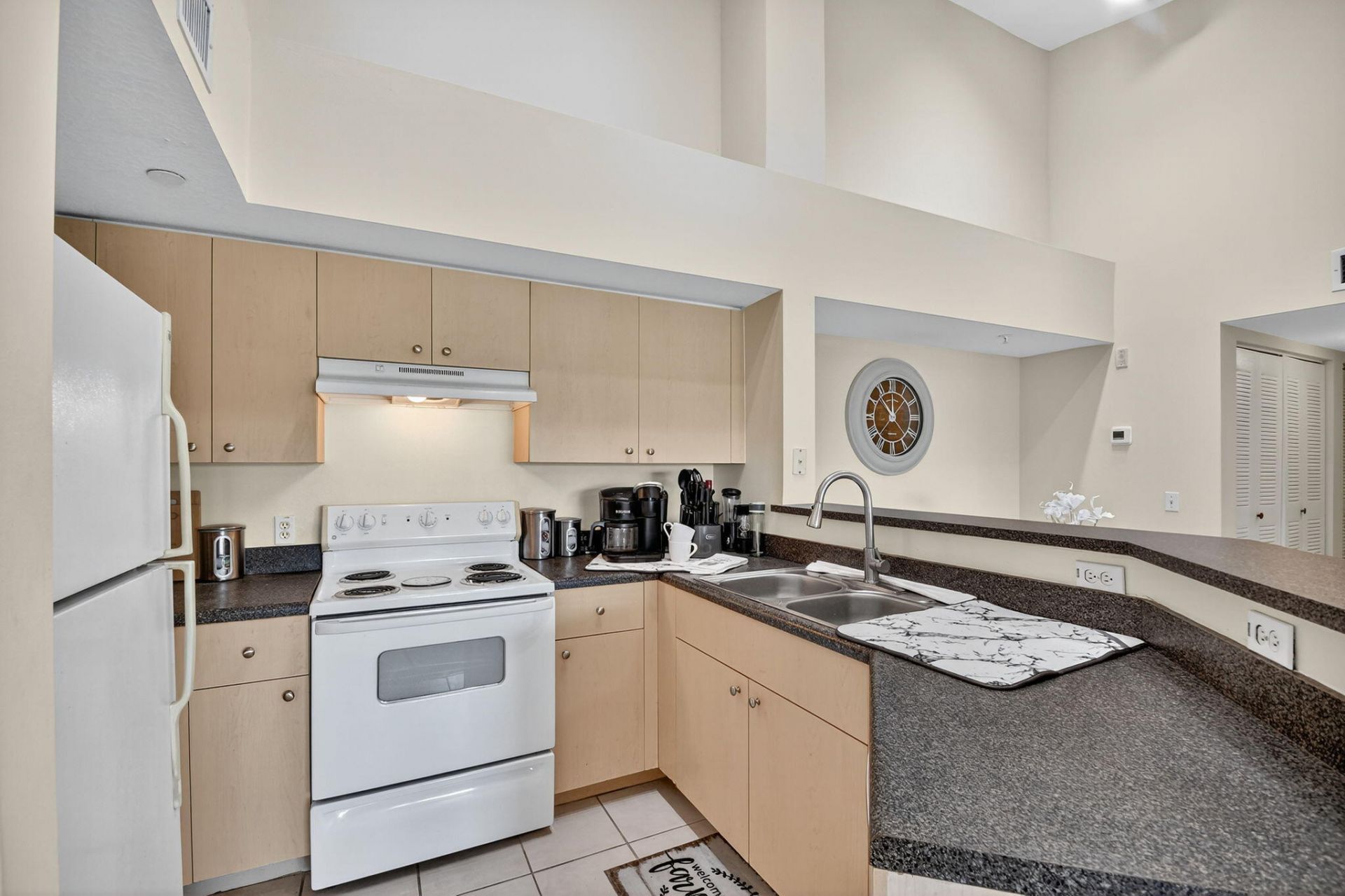 4180 San Marino Boulevard, Unit 304, West Palm Beach, FL 33409 Photo