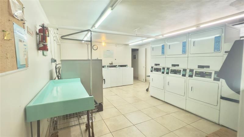 1200 SW 12th Street, Unit 305, Fort Lauderdale, FL 33315 Photo