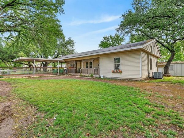 4231 Terri Lee Lane, Granbury, TX 76048