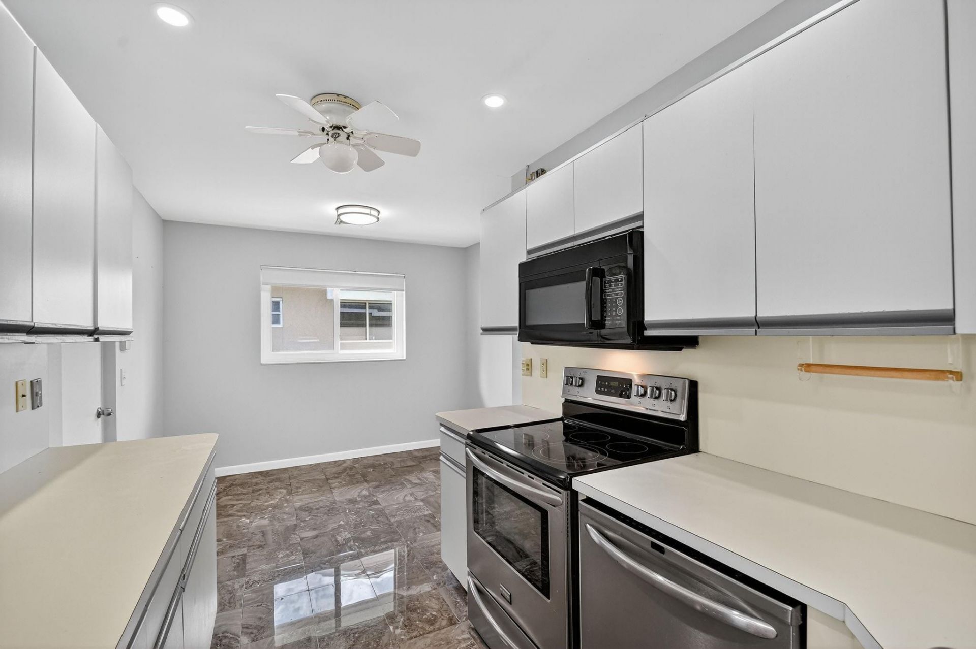 6869 Fountains Circle, Unit 6869, Lake Worth, FL 33467 Photo