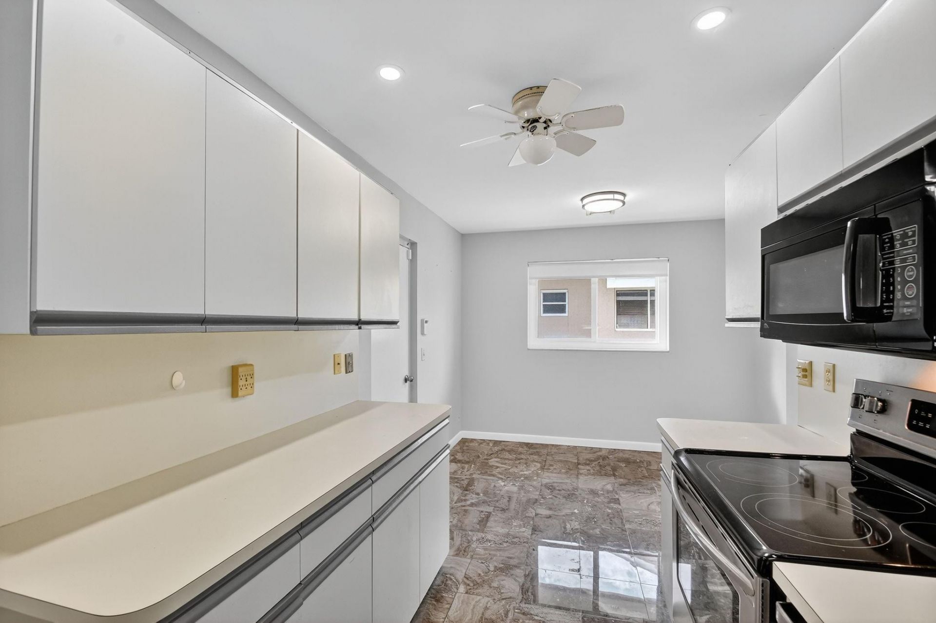 6869 Fountains Circle, Unit 6869, Lake Worth, FL 33467 Photo