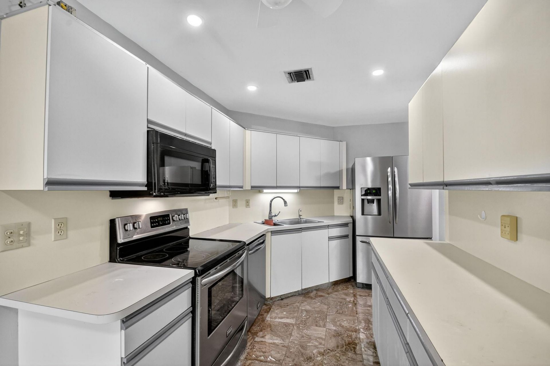 6869 Fountains Circle, Unit 6869, Lake Worth, FL 33467 Photo