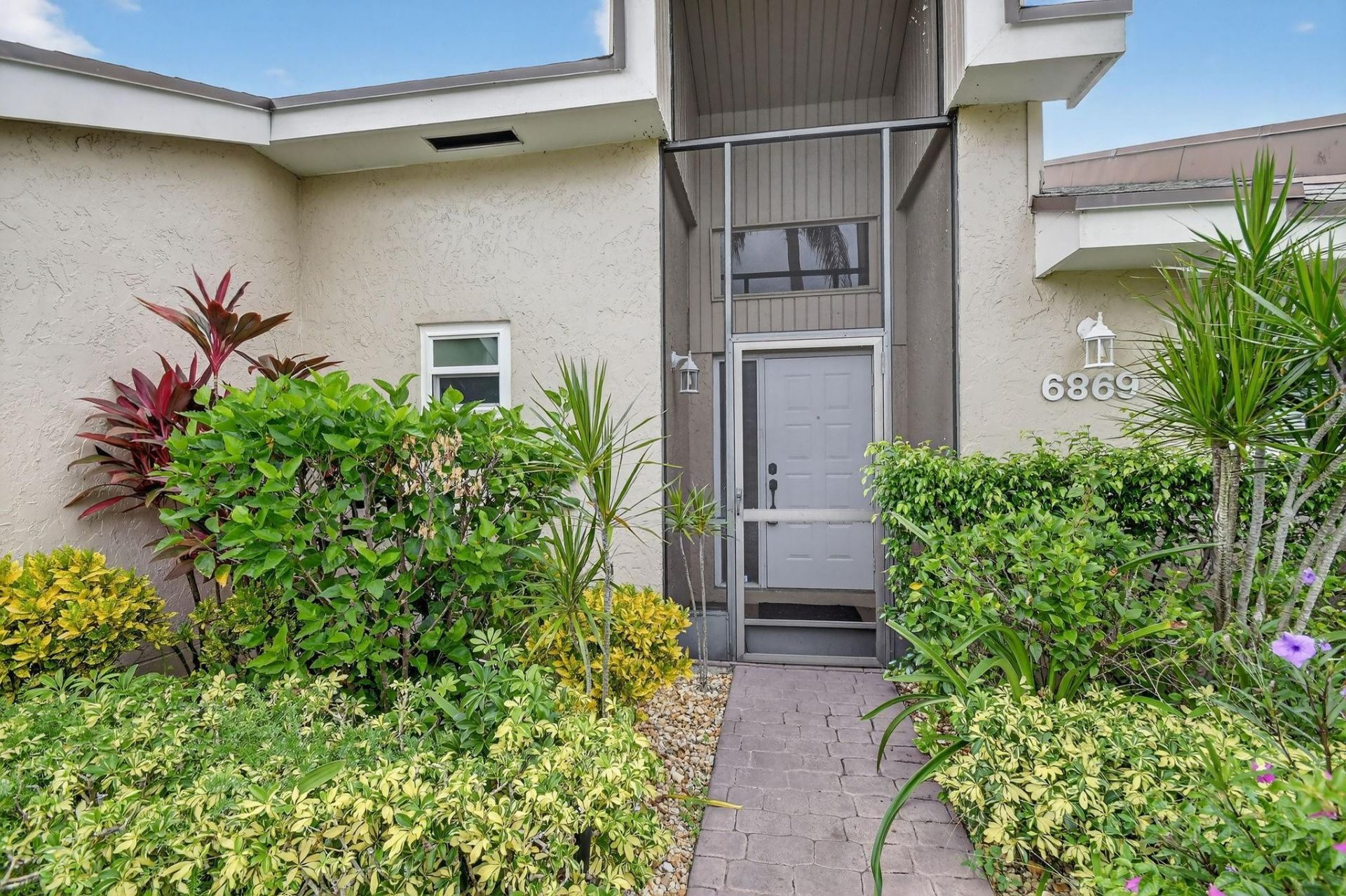 6869 Fountains Circle, Unit 6869, Lake Worth, FL 33467 Photo