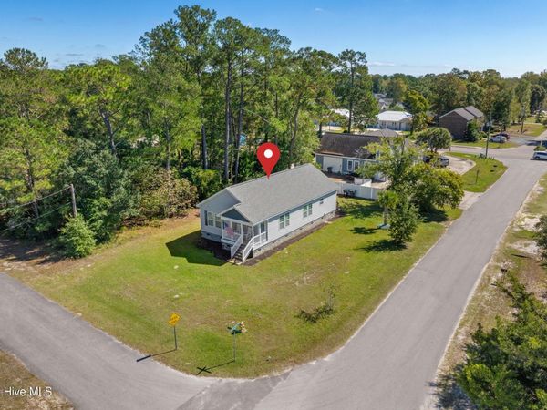 982 Charlotte Avenue, Calabash, NC 28467