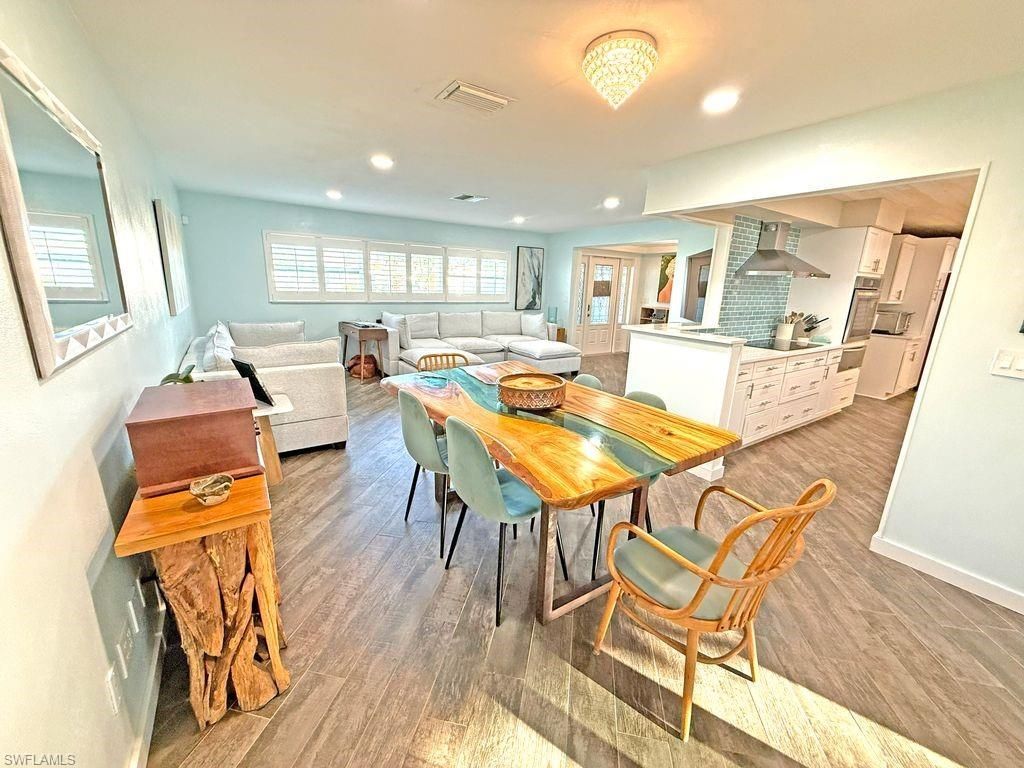 2818 SE 17th Pl, Cape Coral, FL 33904 Photo