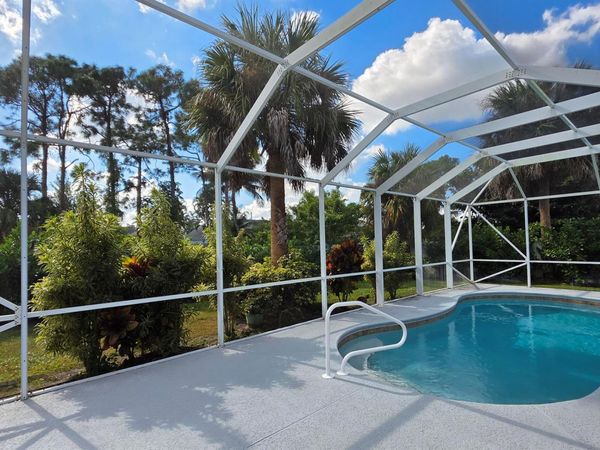 668 SE Walters Terrace, Port Saint Lucie, FL 34983