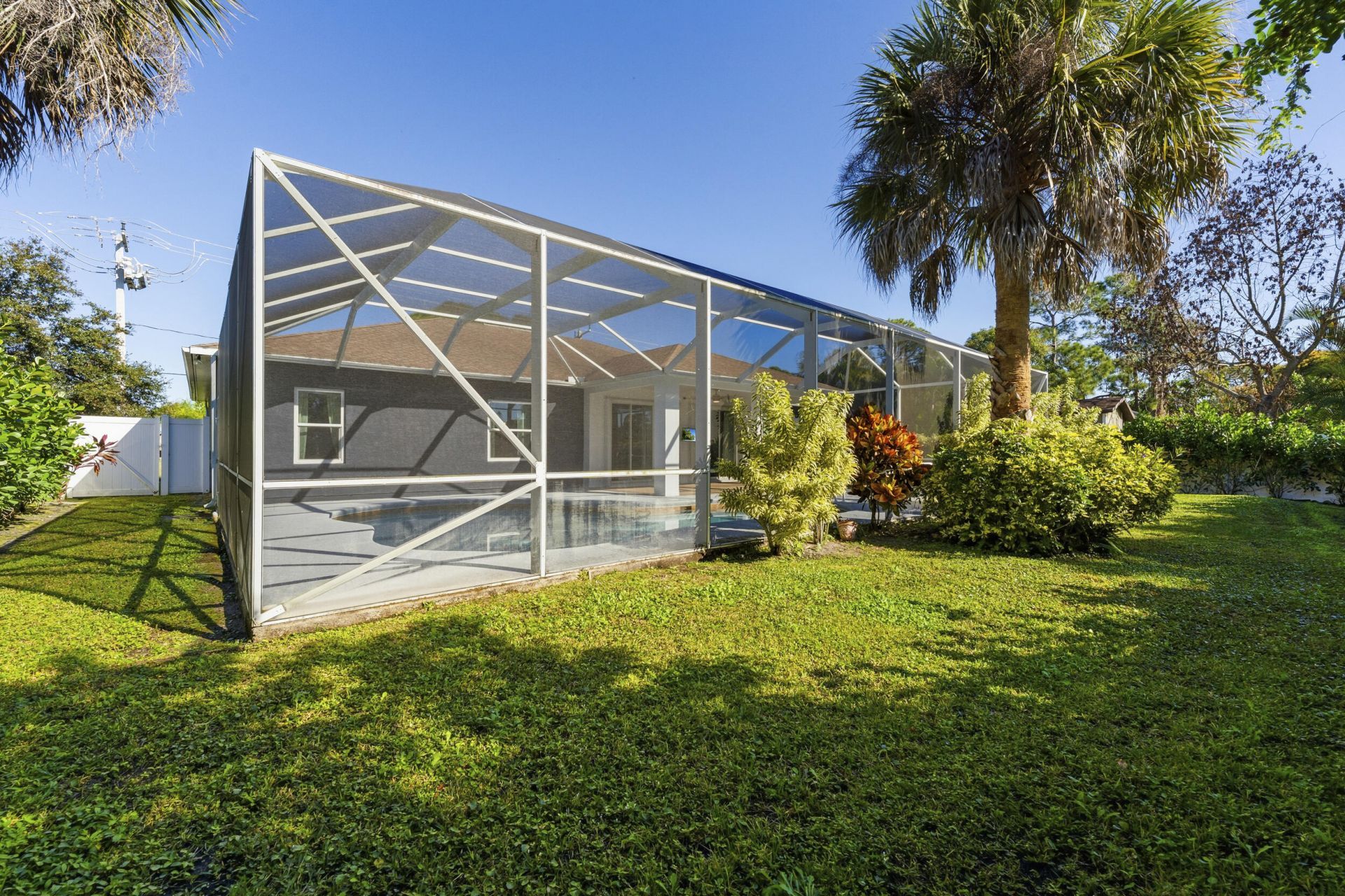 668 SE Walters Terrace, Port Saint Lucie, FL 34983 Photo