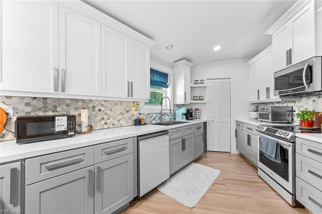 9792 Tonya Ct, Bonita Springs, FL 34135 Photo