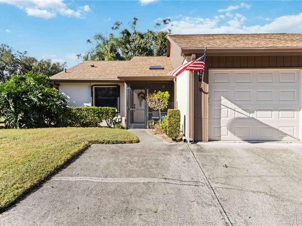 311 OAK HILL WAY, Unit 26, SARASOTA, FL 34232