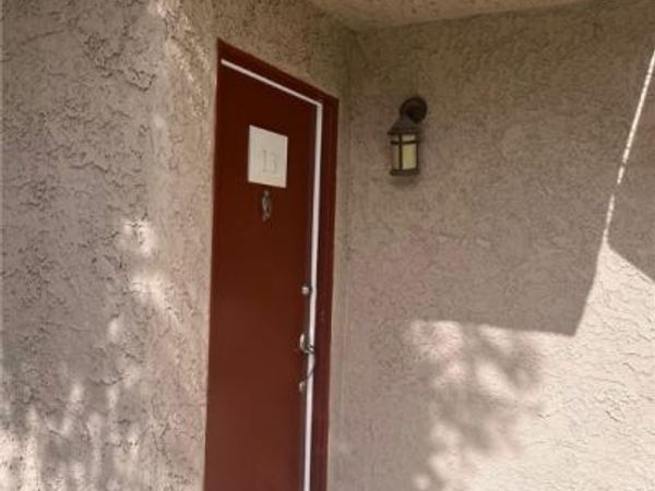 1455 E Katie Avenue, Unit K13, Las Vegas, NV 89119