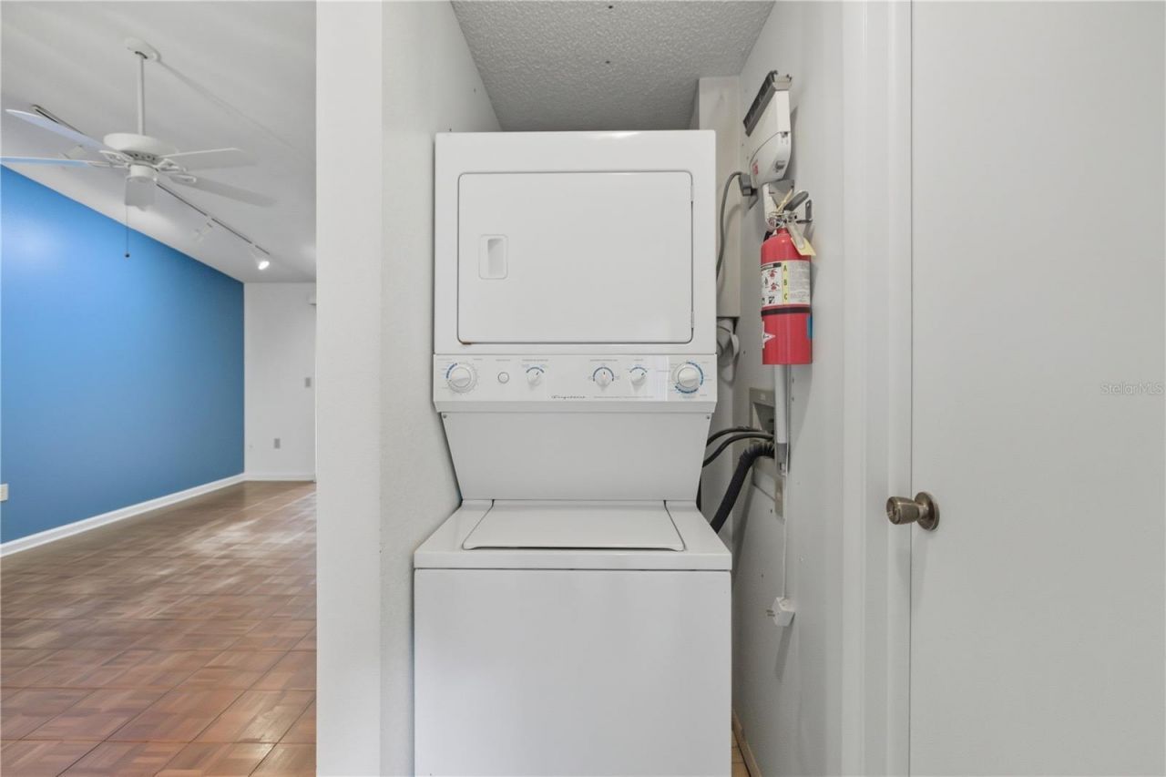 5908 36th Avenue Circle W, Bradenton, FL 34209 Photo